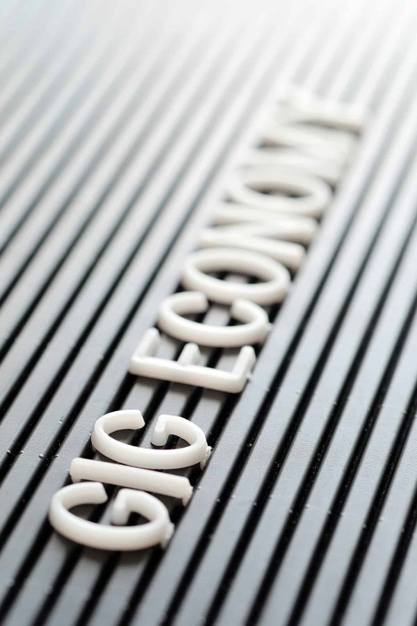 Redécorer sans se ruiner : astuces et idées économiques