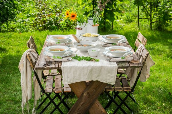 Table de jardin : comment choisir la bonne taille ?